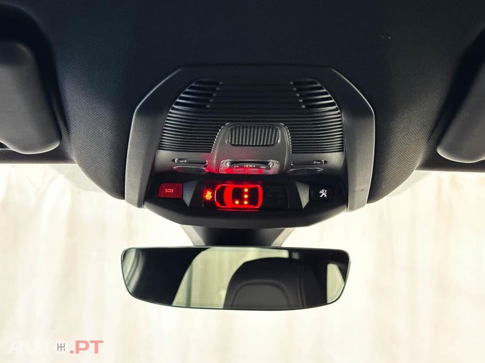 Peugeot 3008 1.6 Hybrid GT Pack e-EAT8