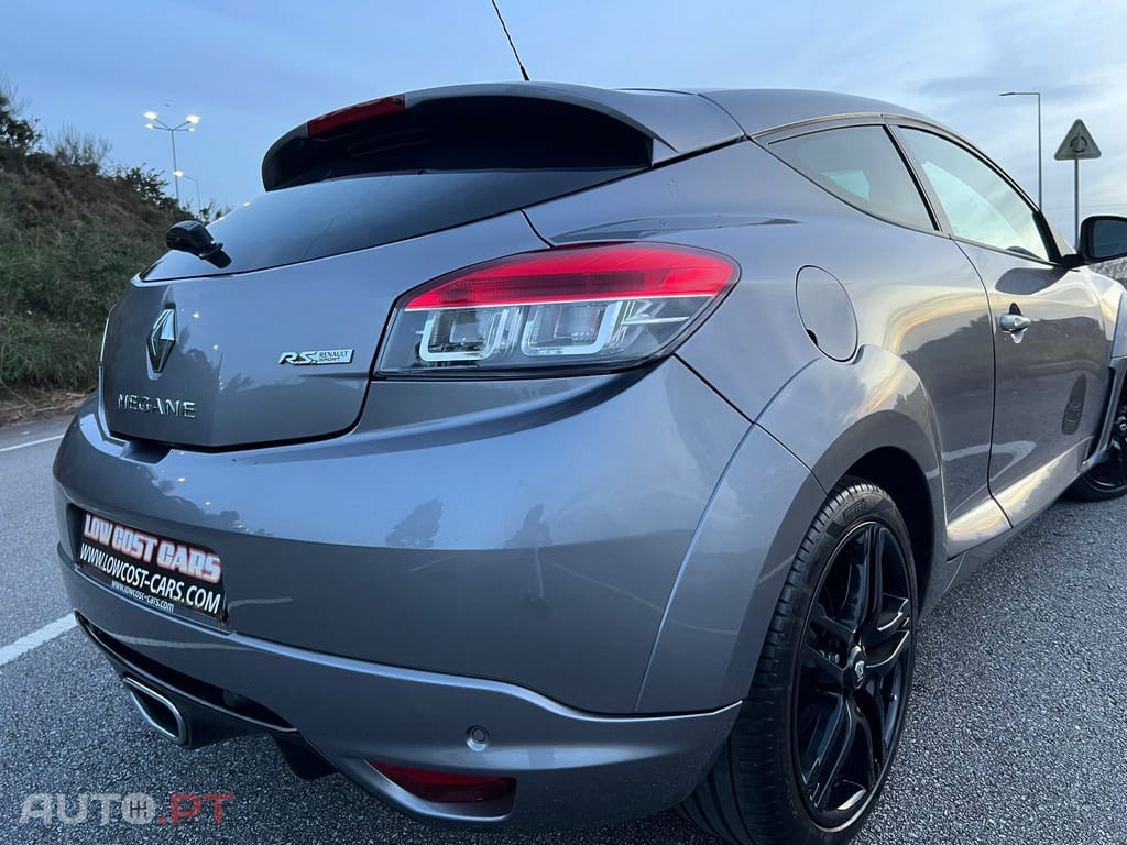Renault Mégane Coupe 2.0 T 16V RS