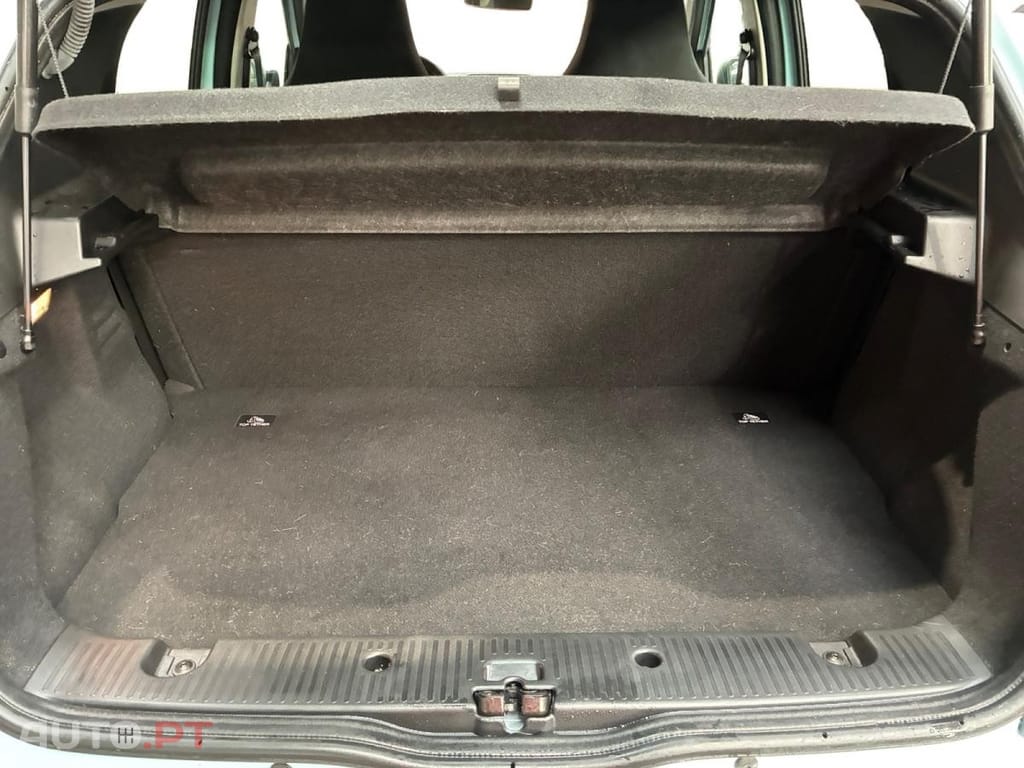 Renault Twingo E-Tech Authentic