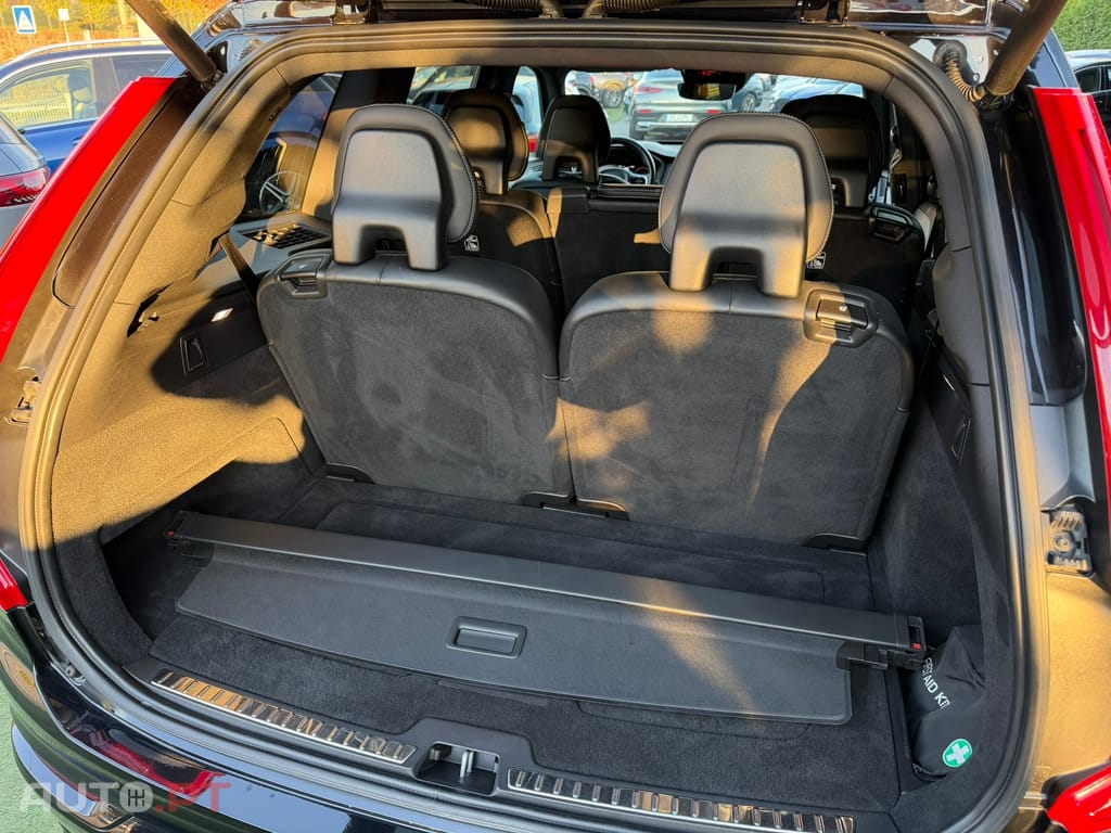 Volvo XC90 2.0 T8 PHEV R-Design AWD