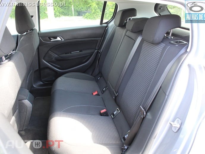 Peugeot 308 1.5 BlueHDI STYLE Aut. 131 CV