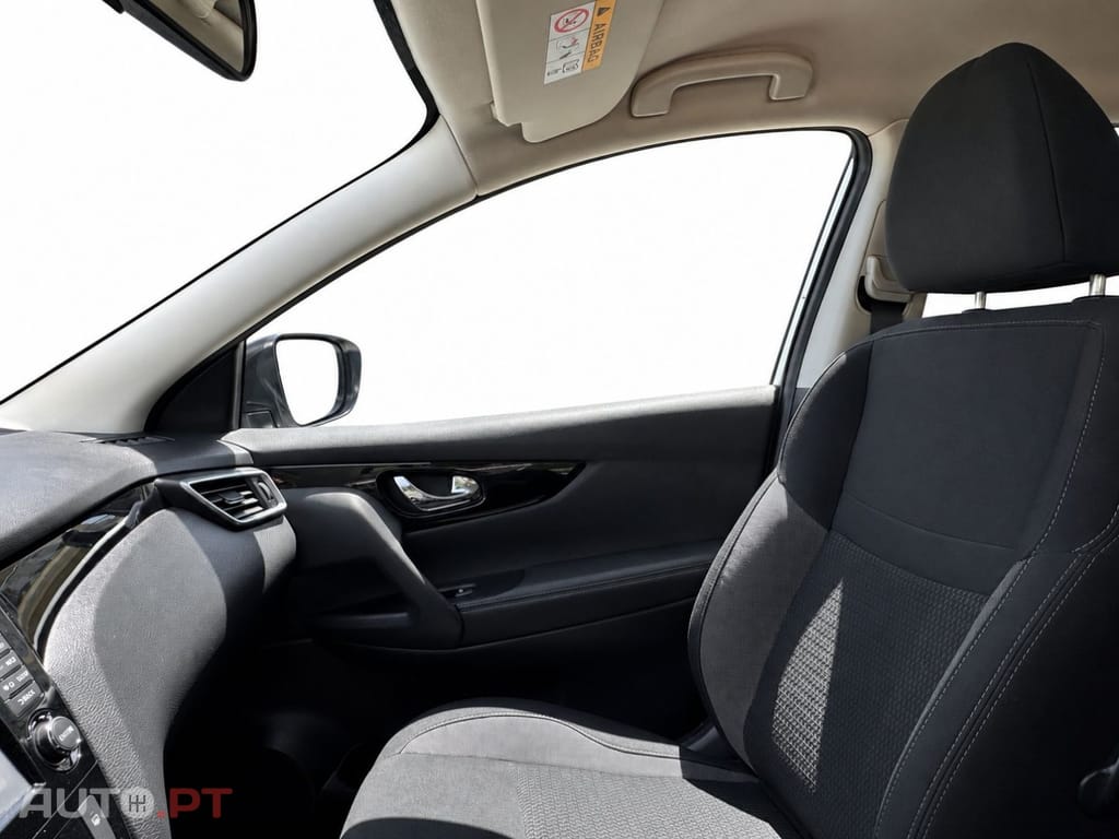 Nissan Qashqai 1.5 dCi N-Connecta