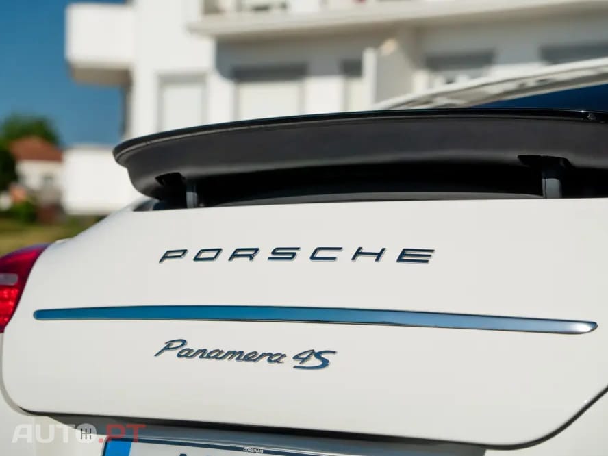 Porsche Panamera 4S PDK