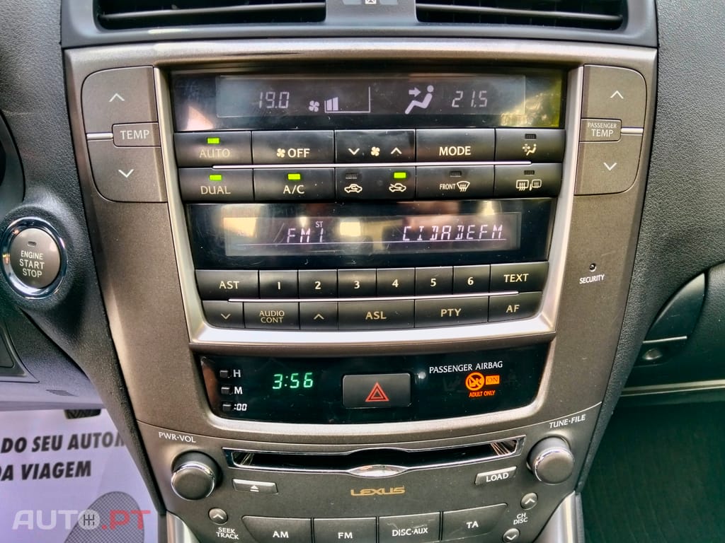 Lexus IS 220 Business c/ Pack Sport