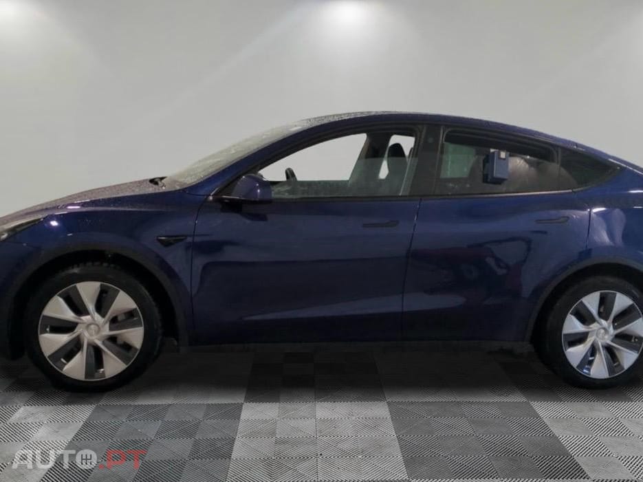 Tesla Model Y Tração Traseira