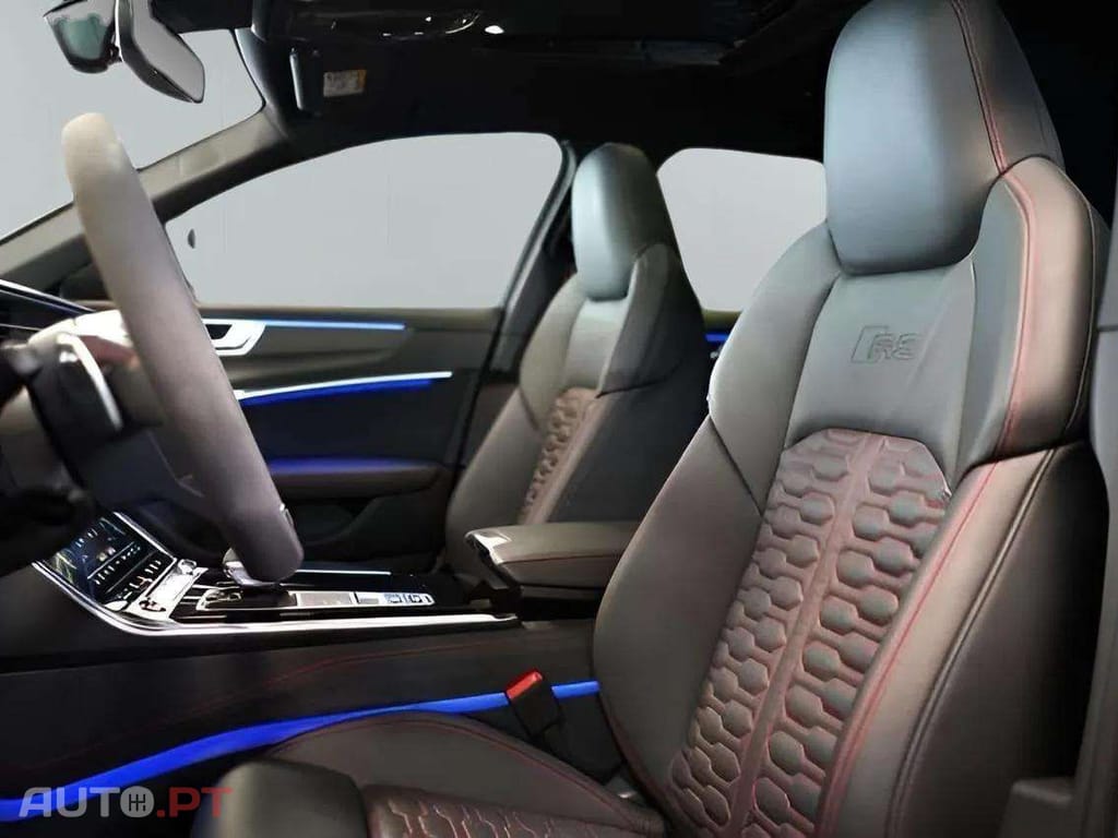 Audi RS6 Performance PANO AIR MATRIX HA STHZ