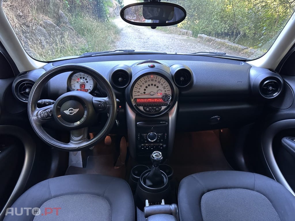 MINI Countryman One D