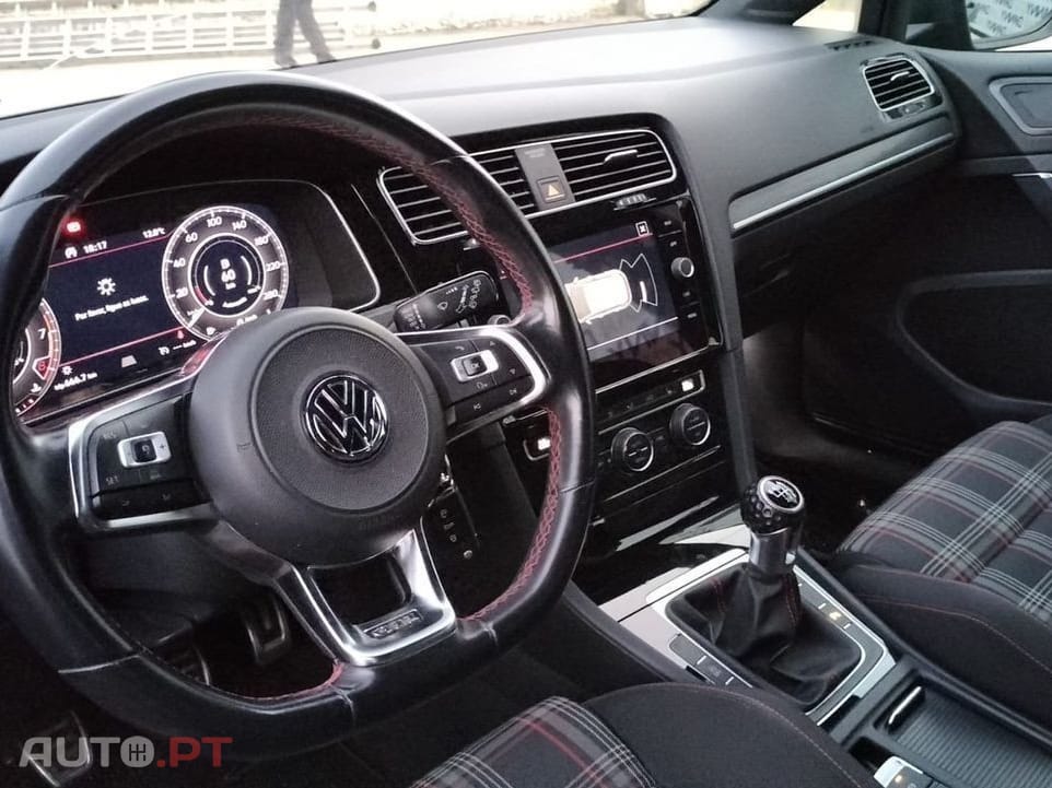Volkswagen Golf GTI (BlueMotion ) Performance
