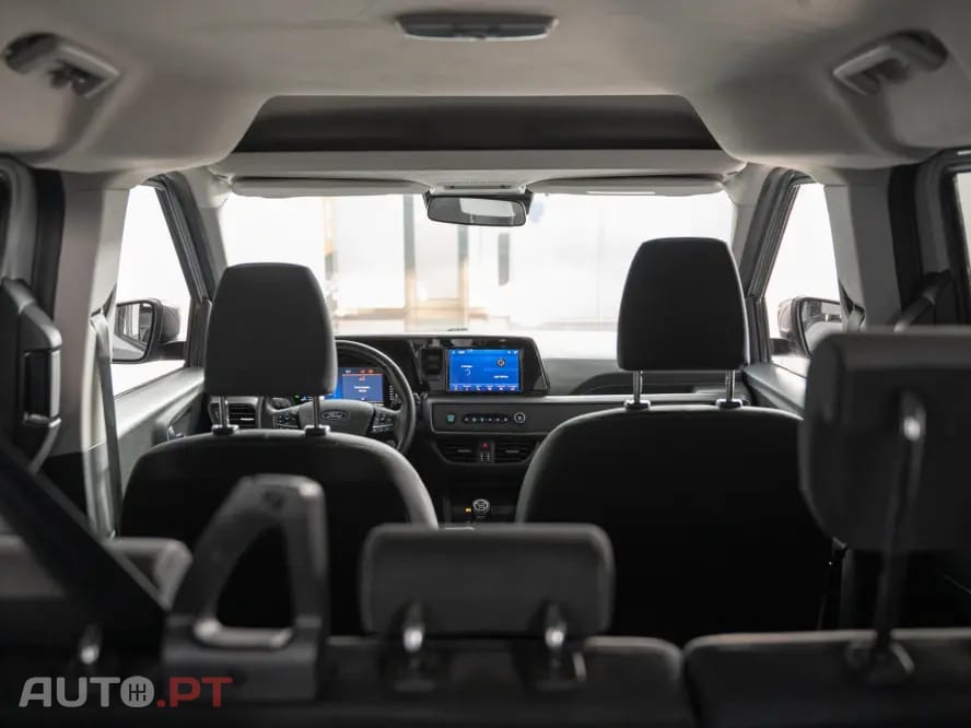Ford Tourneo 1.0 EcoBoost Titanium