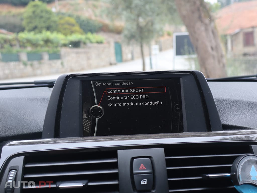 BMW 318 d Line Modern