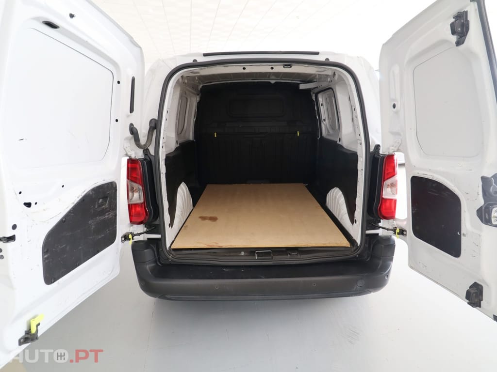 Peugeot Partner 1.5 BlueHDi Premium Standard