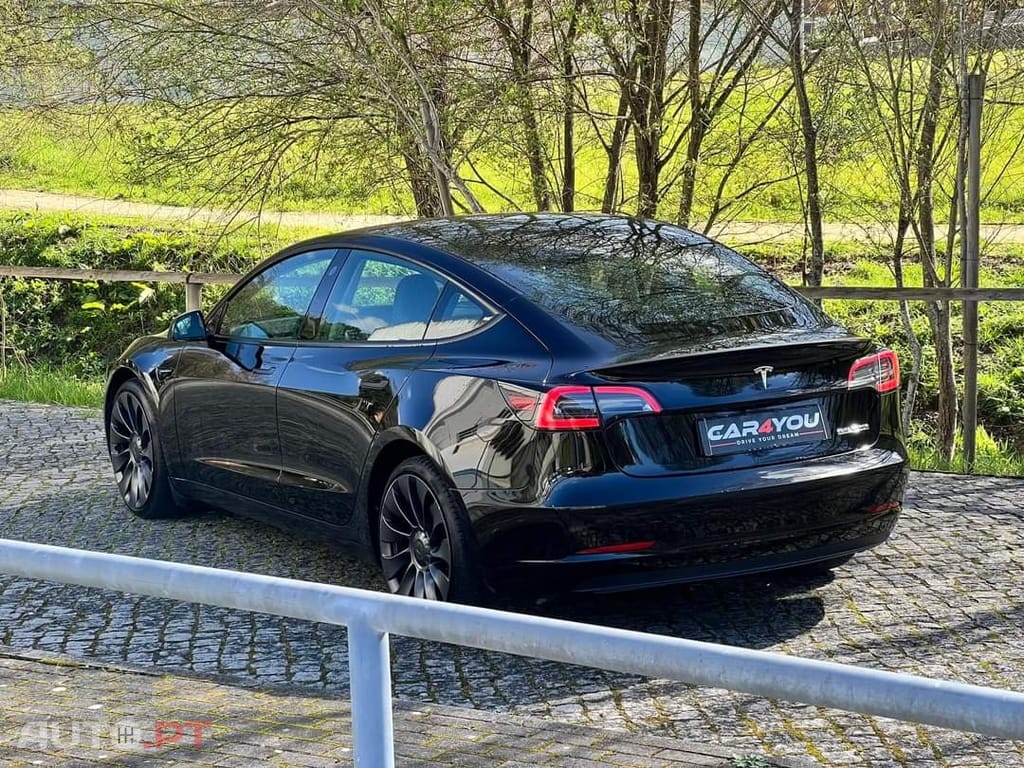 Tesla Model 3 Performance Dual Motor AWD