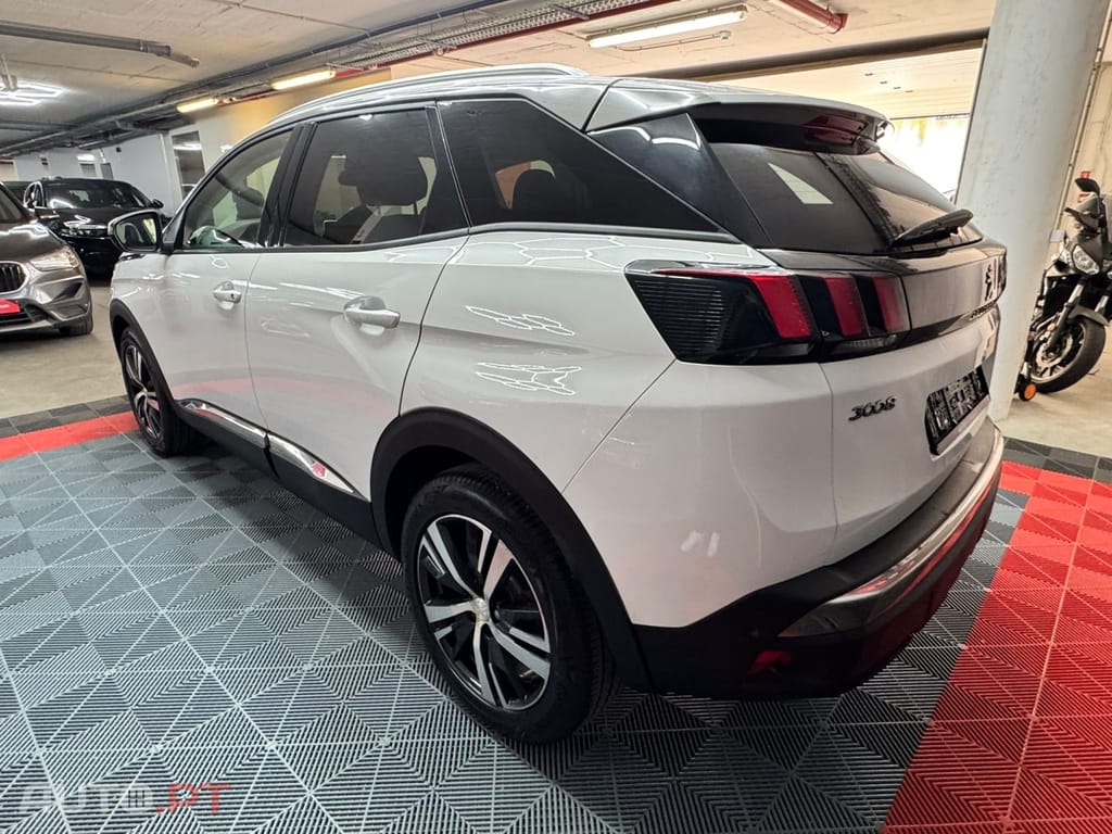 Peugeot 3008 1.2 PureTech Allure EAT8