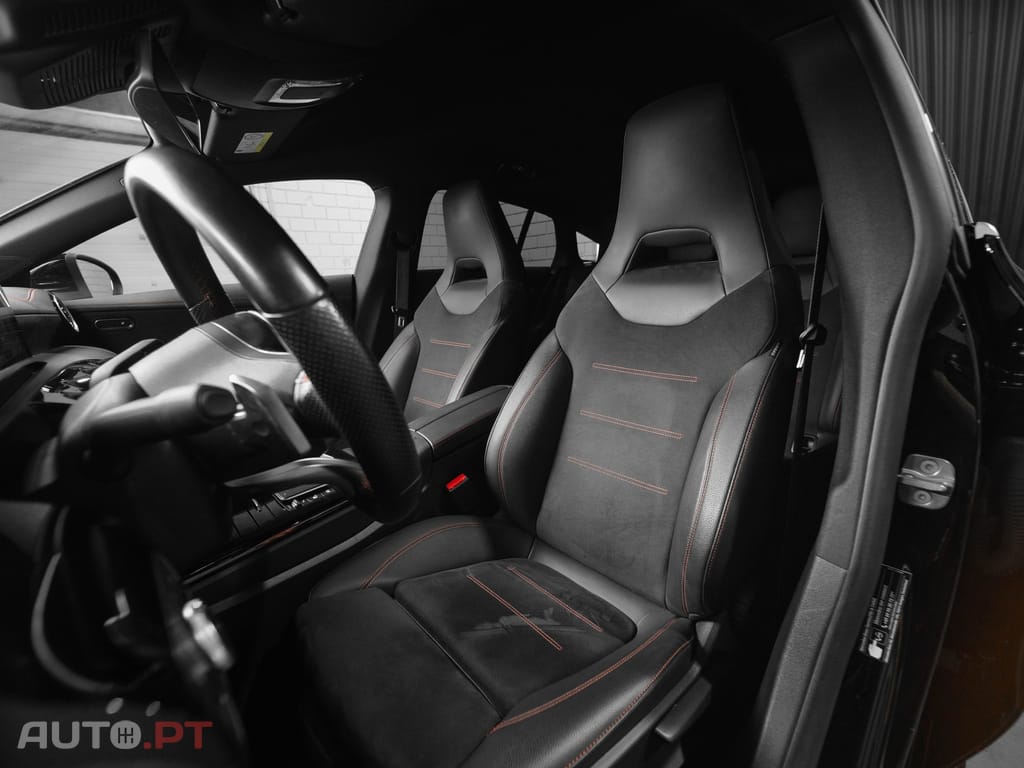 Mercedes-Benz CLA 250 e Shooting Brake AMG Line