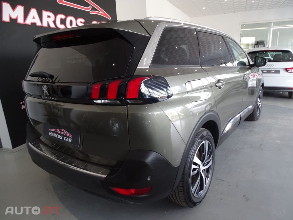 Peugeot 5008 1.5 BlueHDi Allure