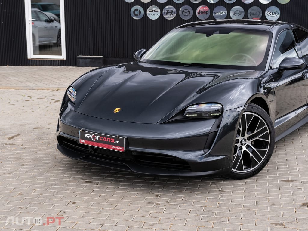 Porsche Taycan Bateria Performance Plus