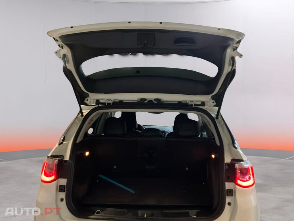 Jeep Compass 1.3 TG Trailhawk