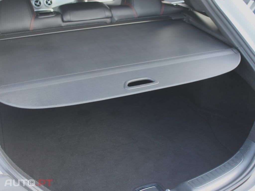 Mercedes-Benz CLA 200 d Shooting Brake AMG Line Aut.