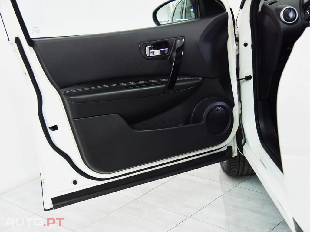 Nissan Qashqai +2 1.6 dCi Tekna Premium 18 360 S&S