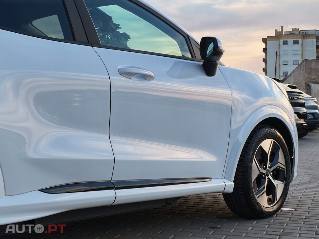 Ford Puma Gen-E 54 kWh Premium
