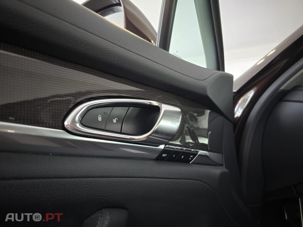 Porsche Panamera Diesel Platinum Edition