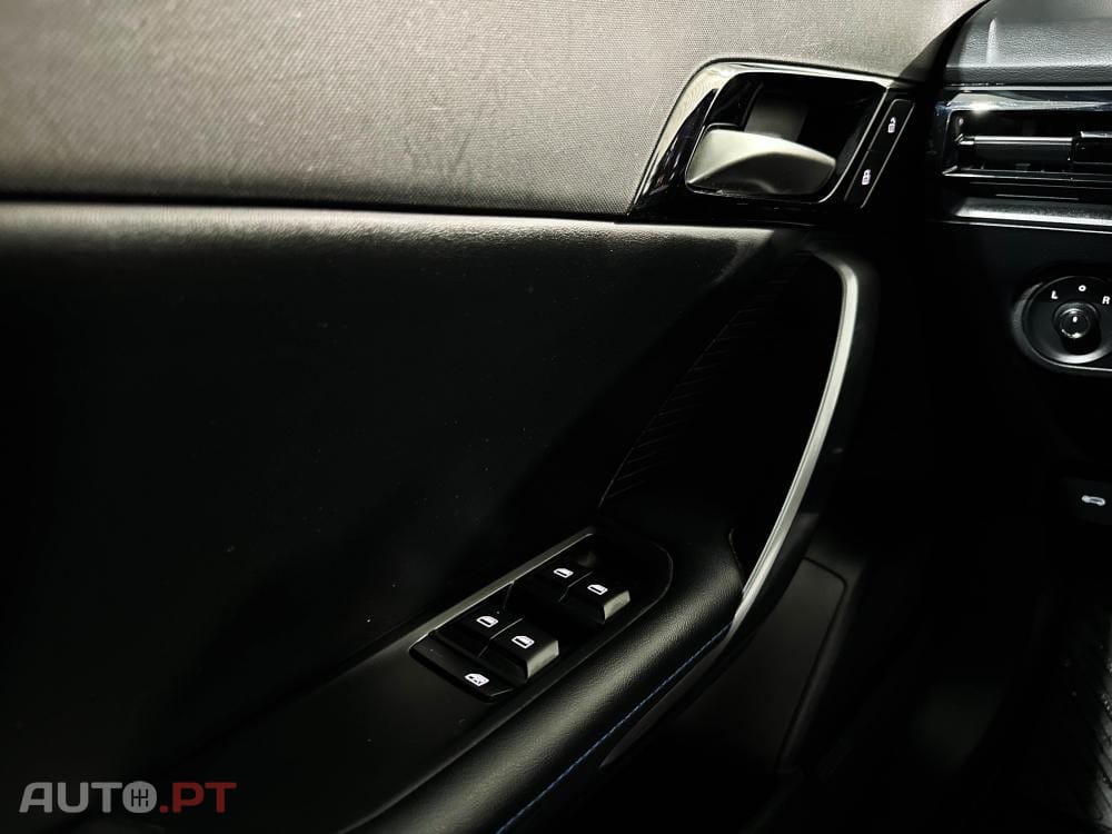 MG MG4 51 kWh Standard