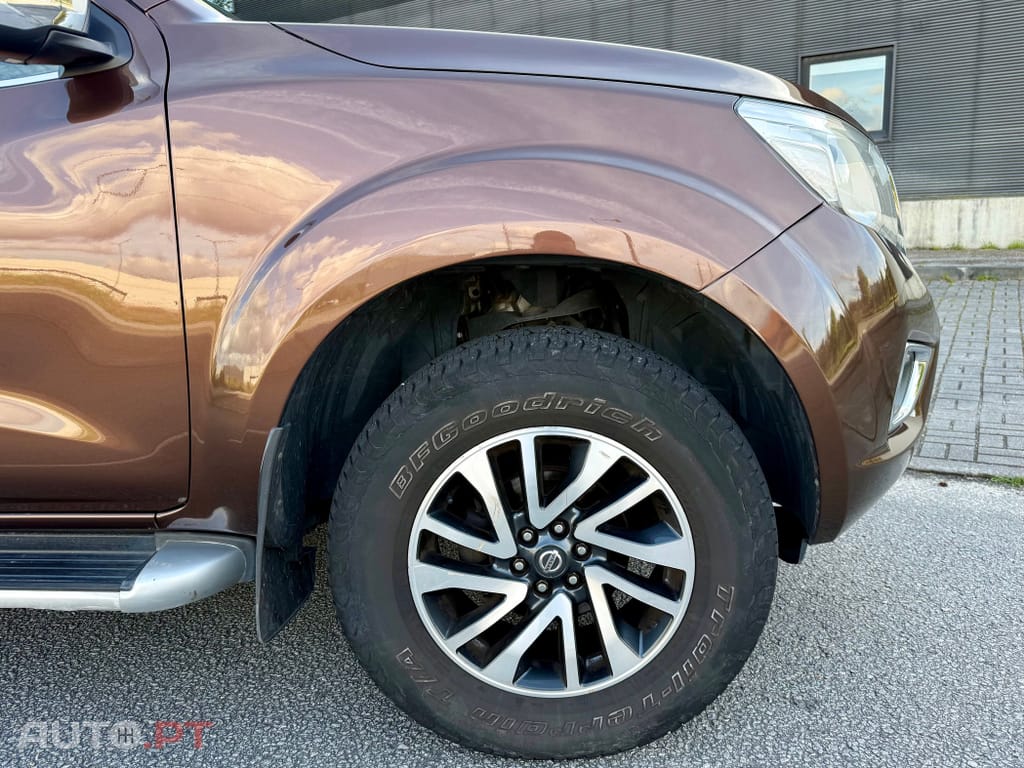 Nissan Navara 2.3 dCi CD 4WD N-Connecta Nav+Barras