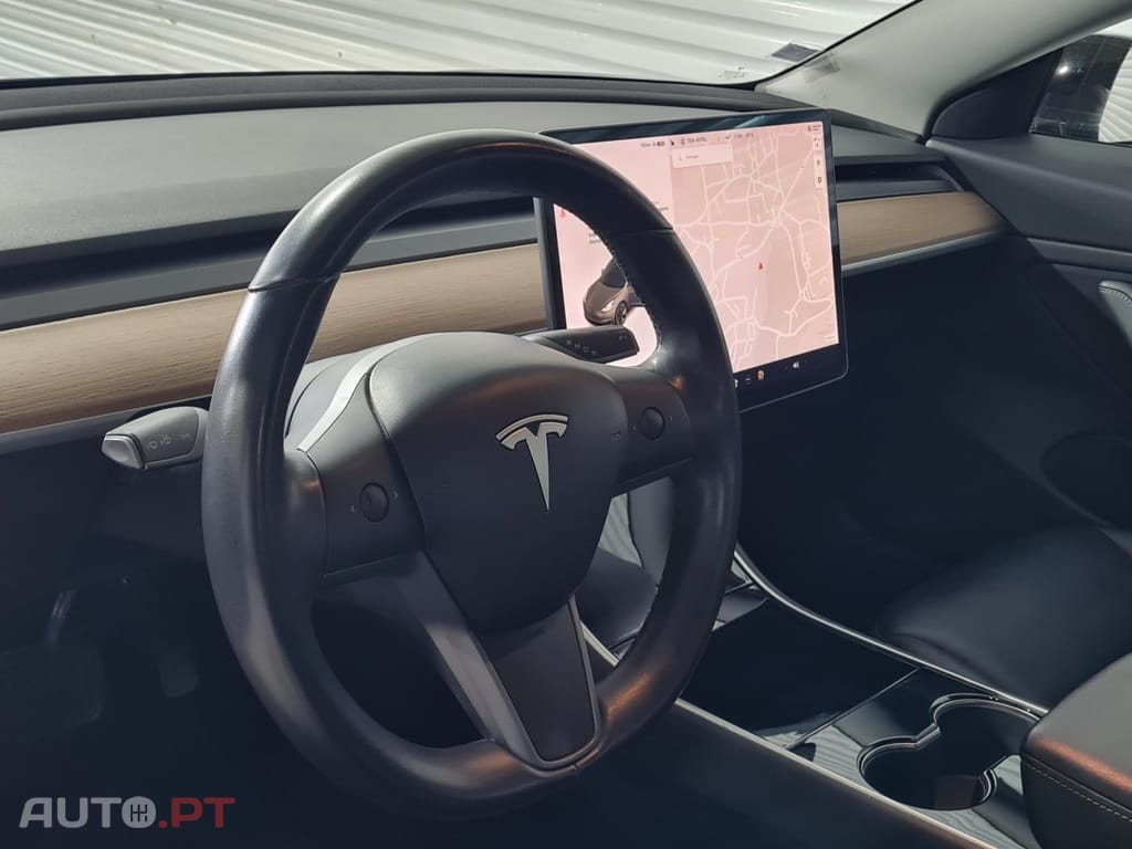 Tesla Model 3 LONGE RANGE DUAL MOTOR