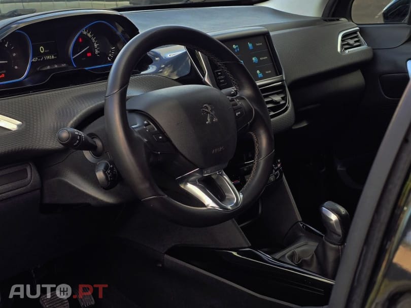 Peugeot 2008 1.6 BlueHDi Allure