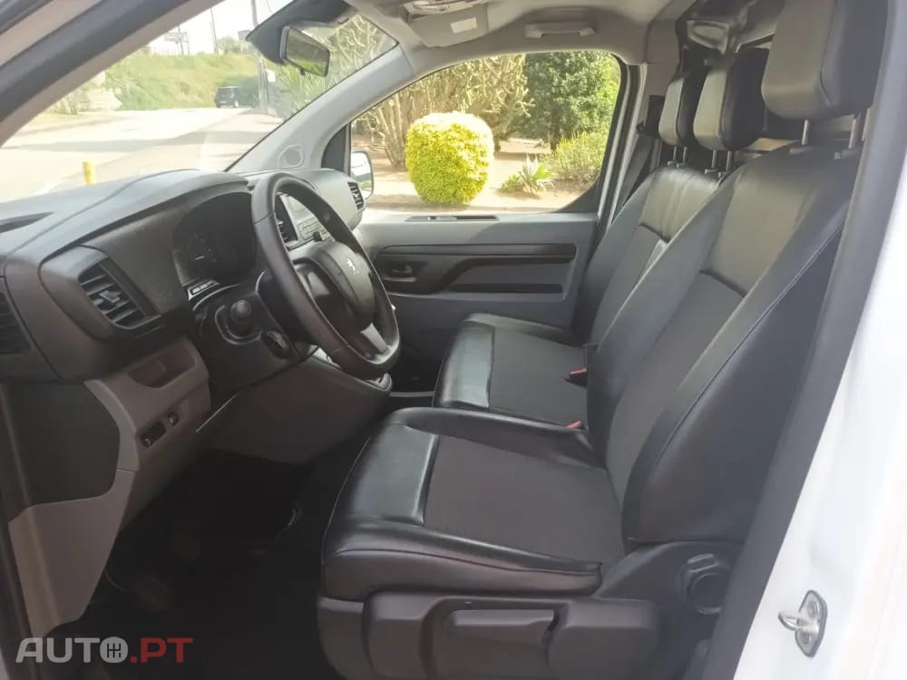 Peugeot Expert Outro