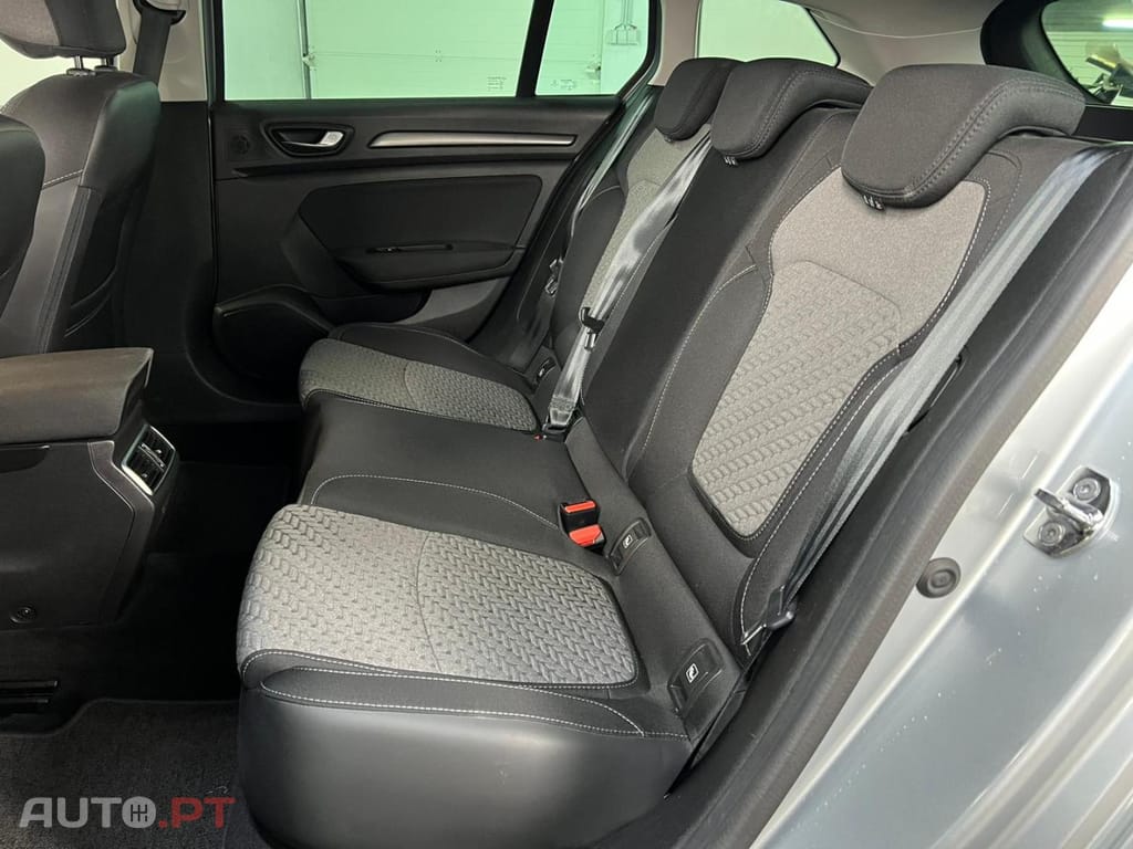 Renault Mégane 1.6 E-Tech Híbrido Plug-In 160 Limited ST