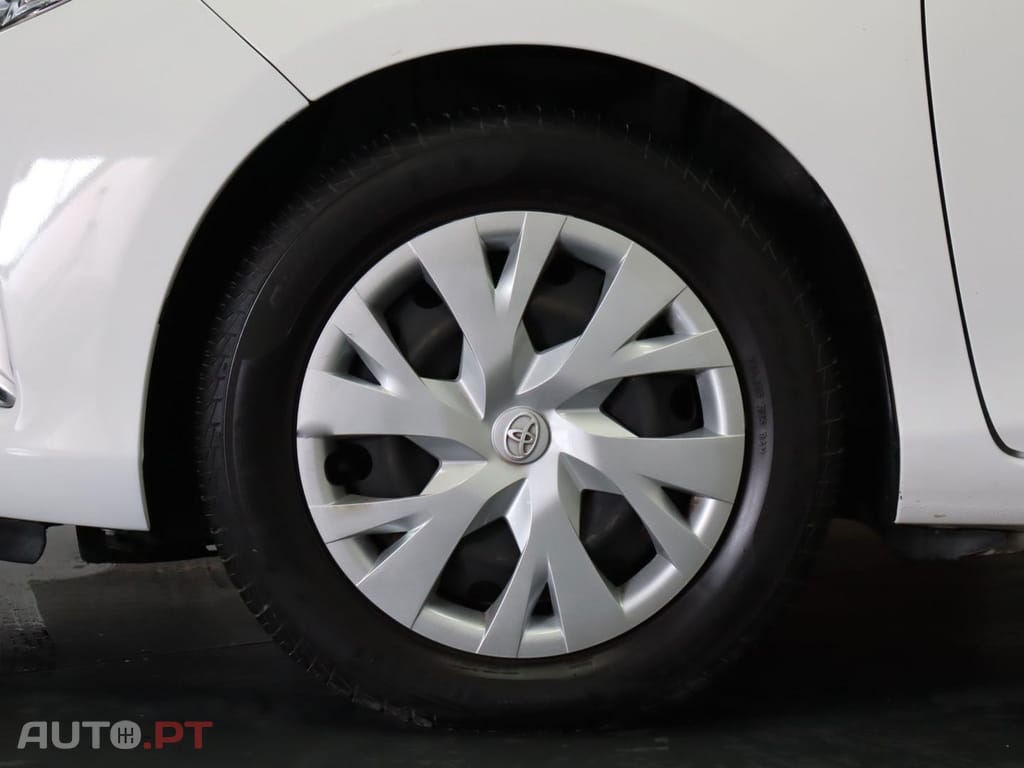 Toyota Yaris 1.5 Híbrido Comfort