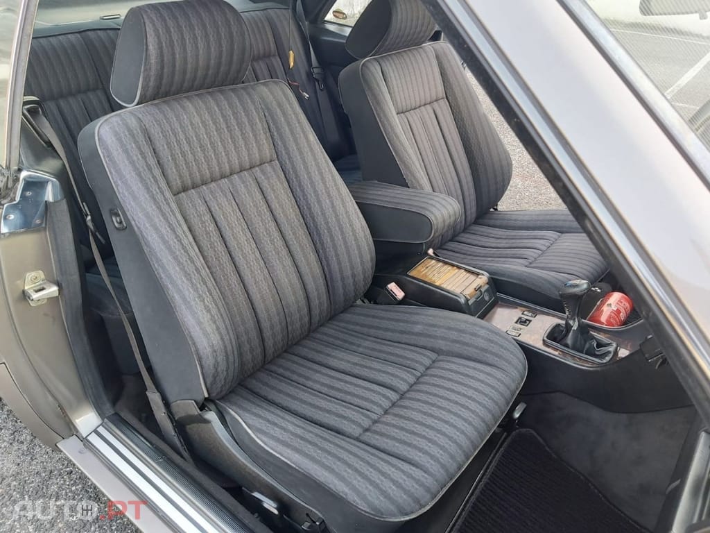 Mercedes-Benz E 200 CE SPORTLINE