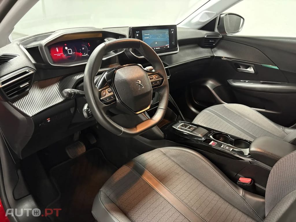 Peugeot 208 1.2 PureTech Allure EAT8