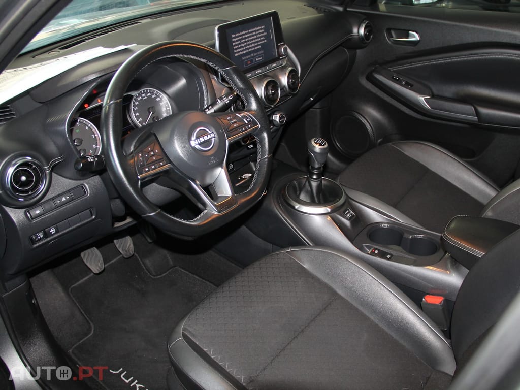 Nissan Juke 1.0 DIG-T Acenta — fotografia 5