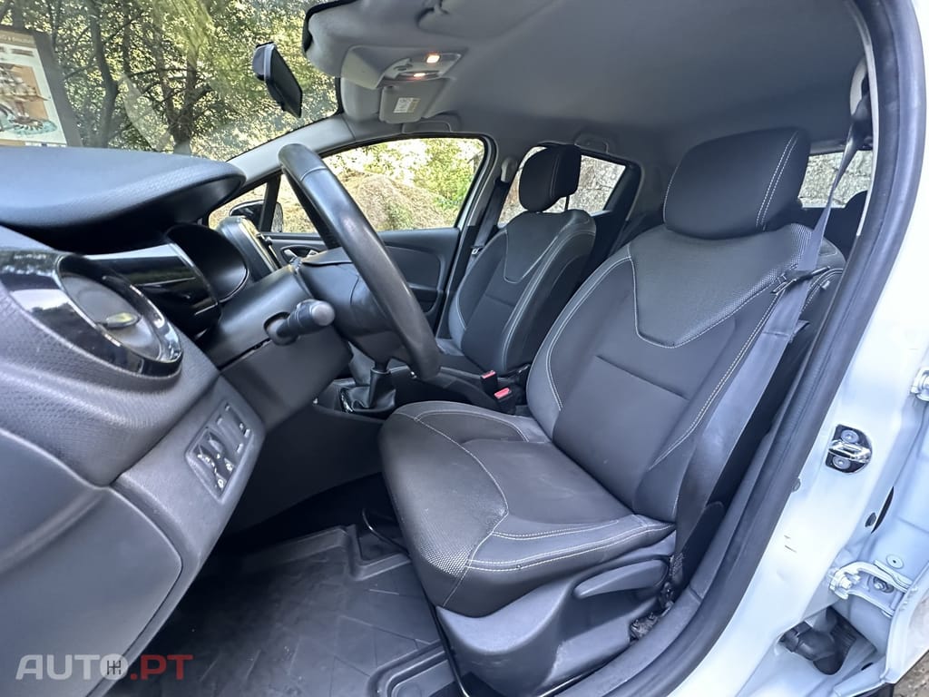 Renault Clio 1.5 dCi Limited