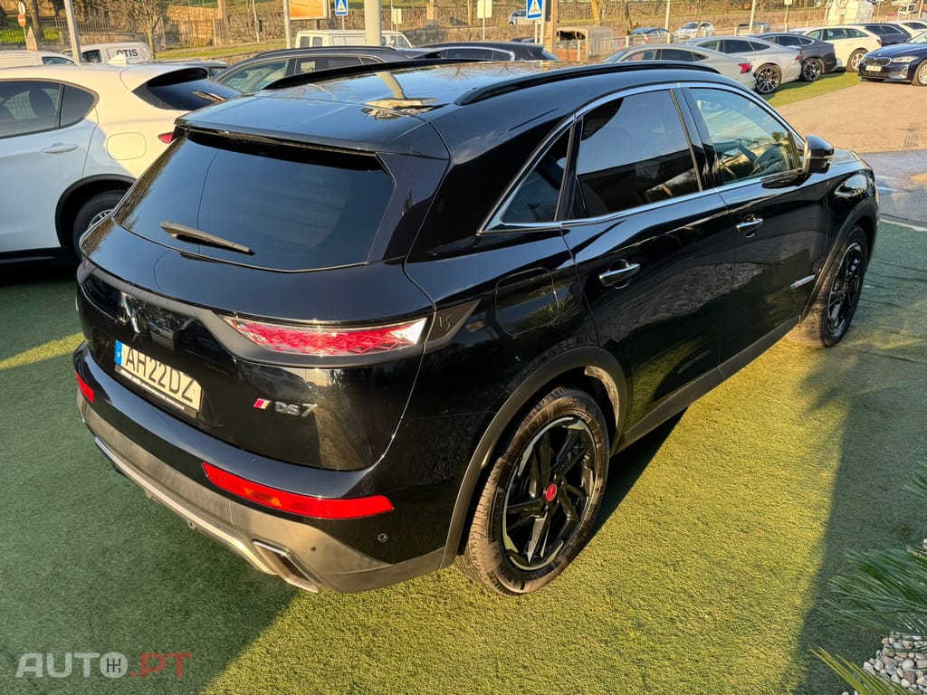 DS DS7 Crossback E-Tense Performance Line EAT8