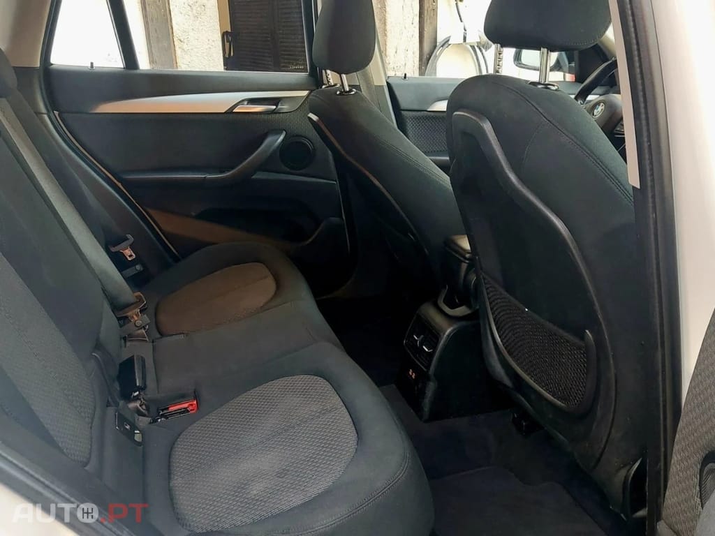 BMW X1 16 d sDrive Advantage