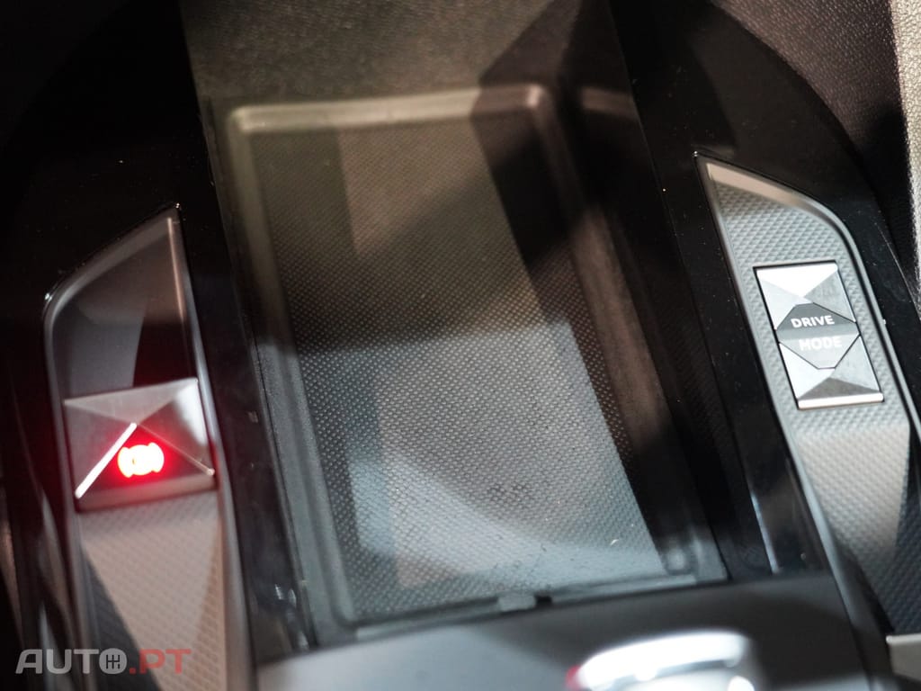 DS DS3 Crossback E-Tense Performance Line