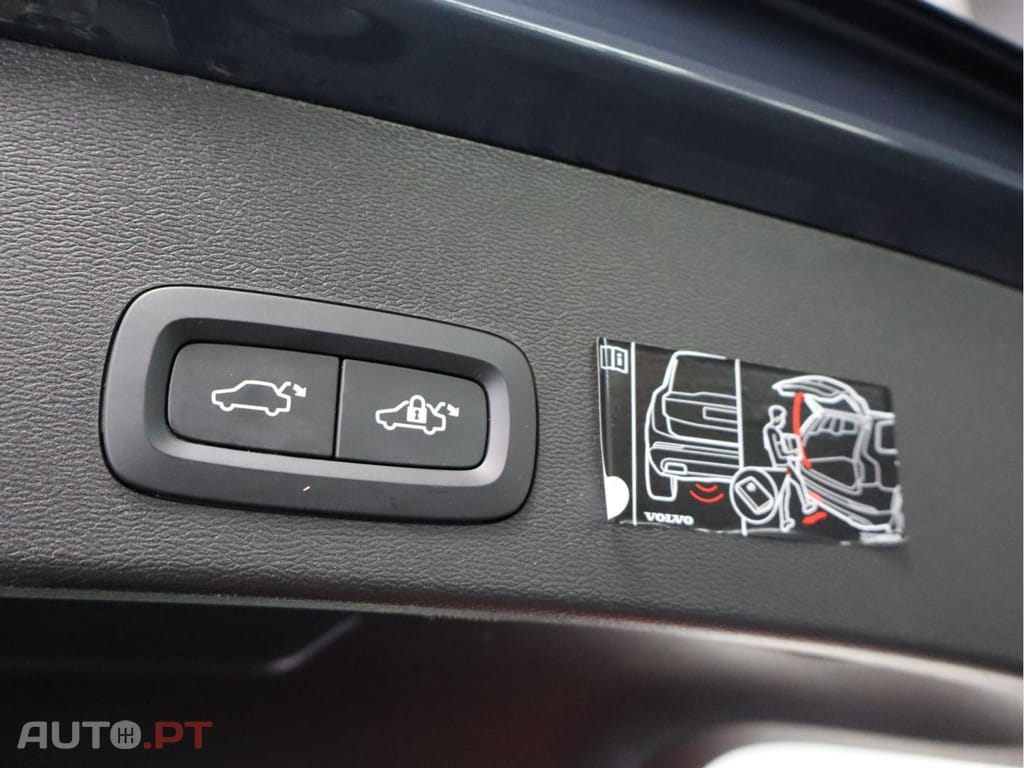 Volvo XC40 1.5 T4 PHEV Inscription