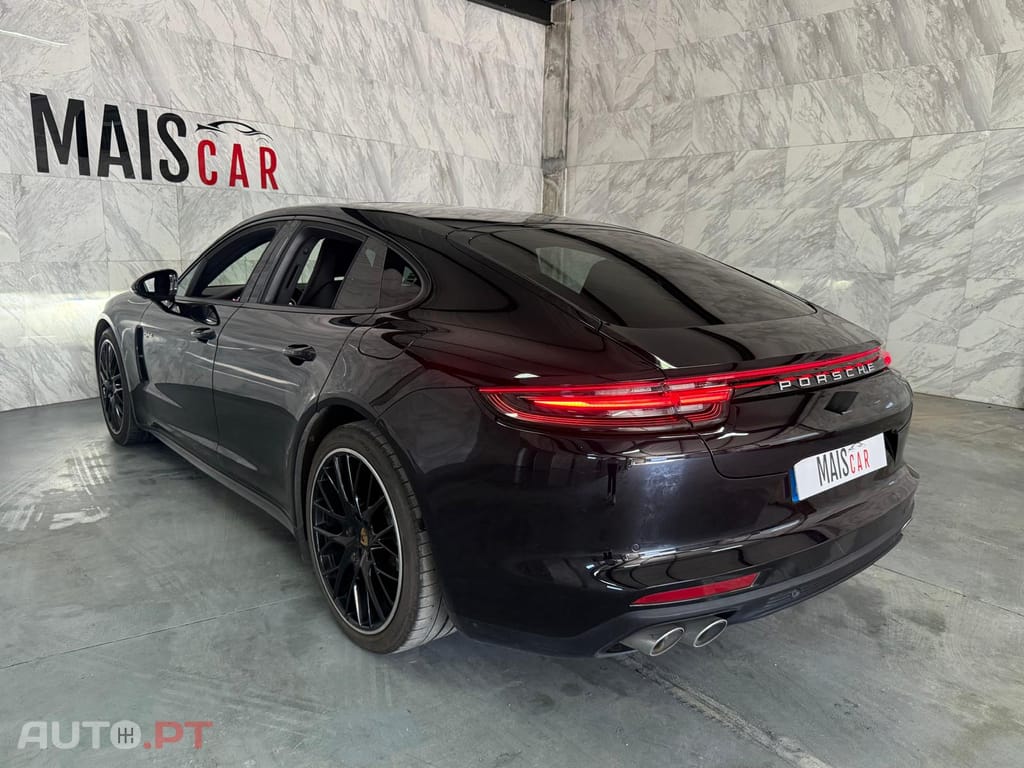 Porsche Panamera 4 E-Hybrid Plug-in