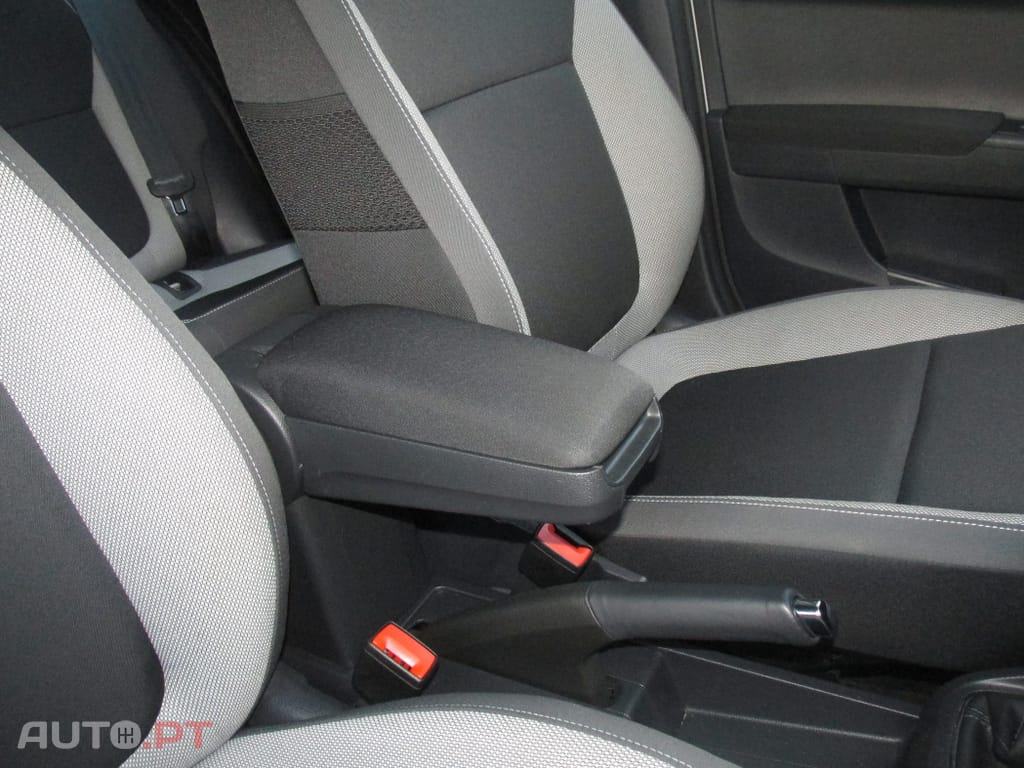 Skoda Fabia Diesel 1.4 TDi 105cv 22.000KM Só 198€/Mês*