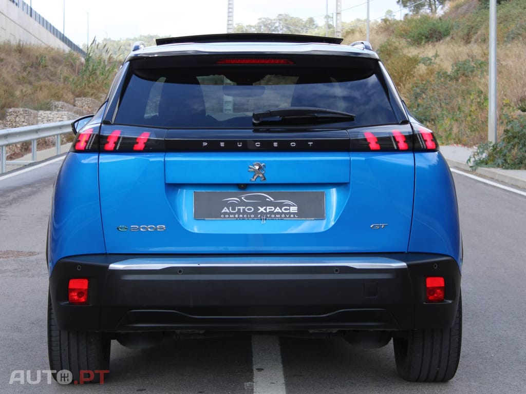 Peugeot E-2008 GT Pack