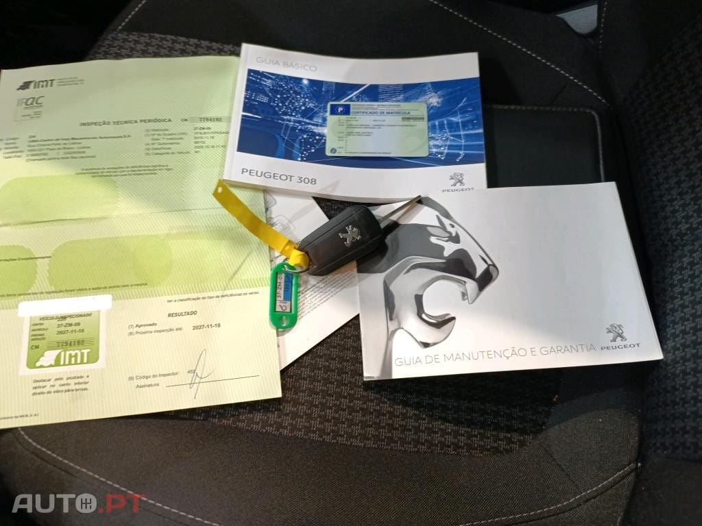 Peugeot 308 1.5 BlueHDi Business Line