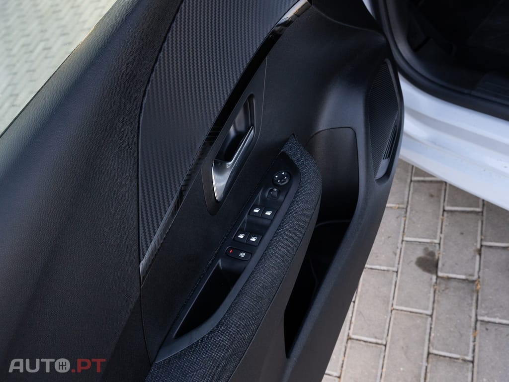 Peugeot 208 1.2 PureTech Style