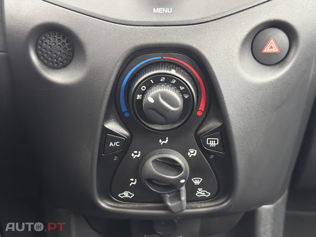 Toyota Aygo 1.0 X-Play Plus