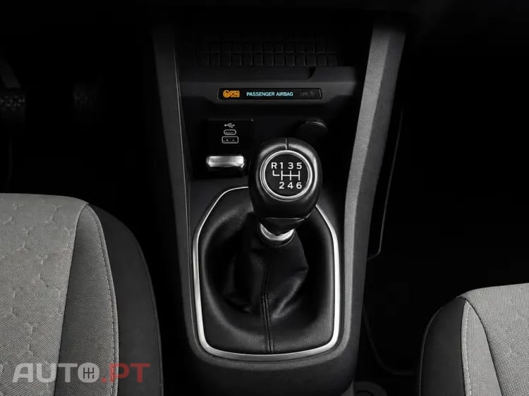 Ford Tourneo 1.0 EcoBoost Titanium