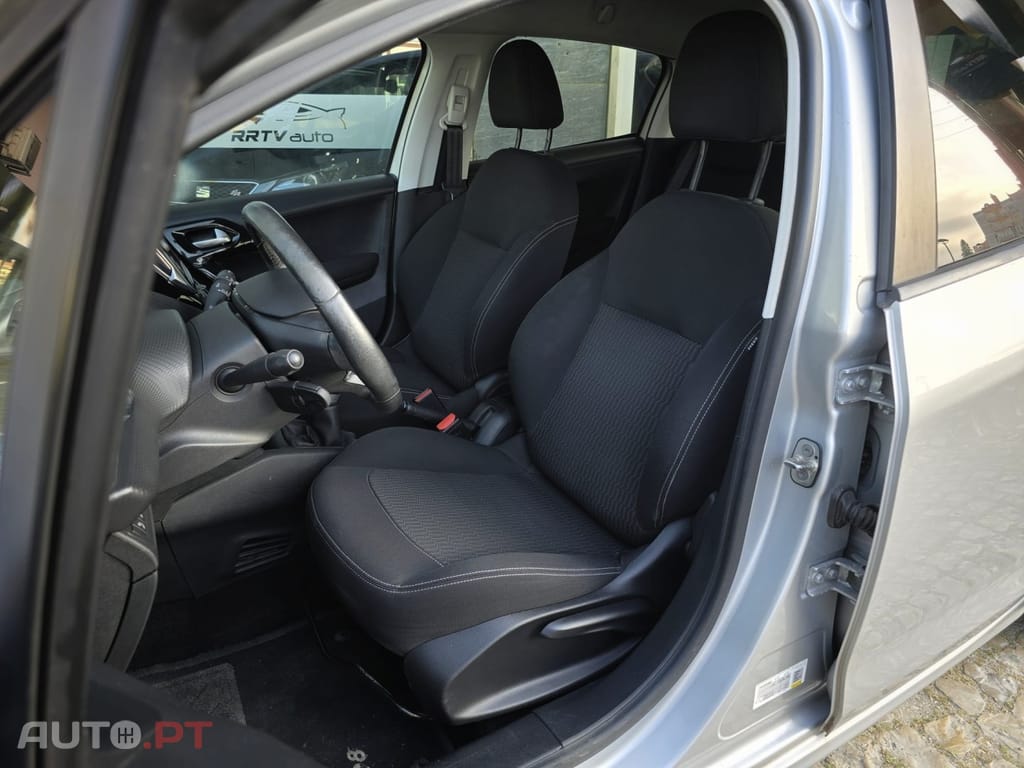 Peugeot 208 1.2 PureTech Style