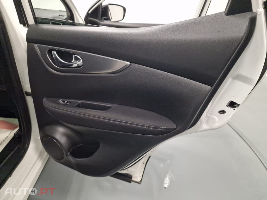 Nissan Qashqai 1.5 dCi N-Connecta