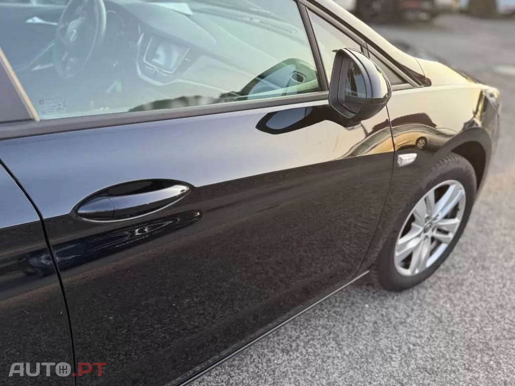 Opel Astra Sports Tourer 1.2 T Business Edition S/S